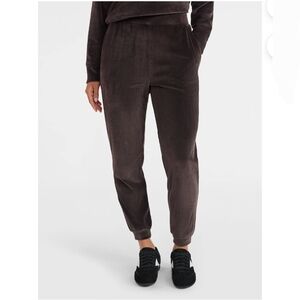 Avia Women's Plus Ribbed Velour Jogger Pants
